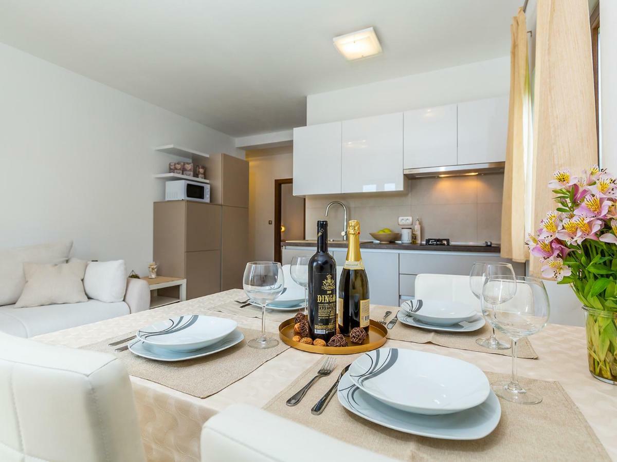 Apartments Gioia Poreč Extérieur photo