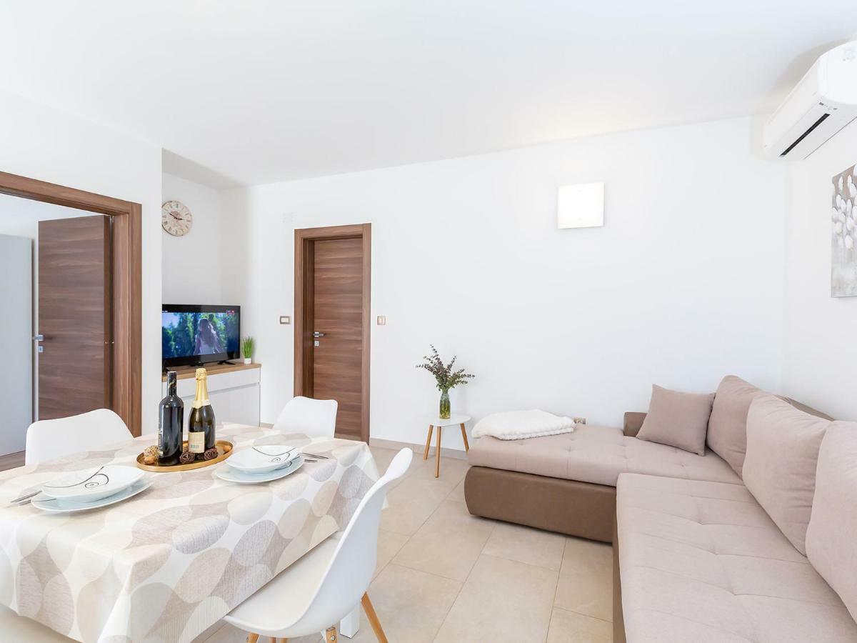 Apartments Gioia Poreč Extérieur photo